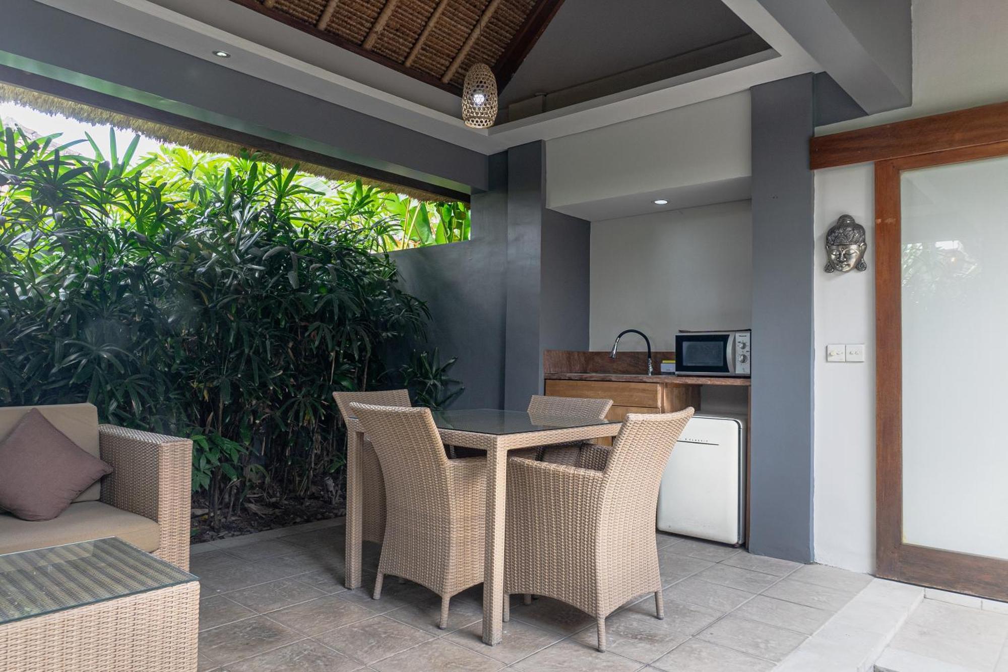 Balinea Holiday Home Seminyak  Ngoại thất bức ảnh