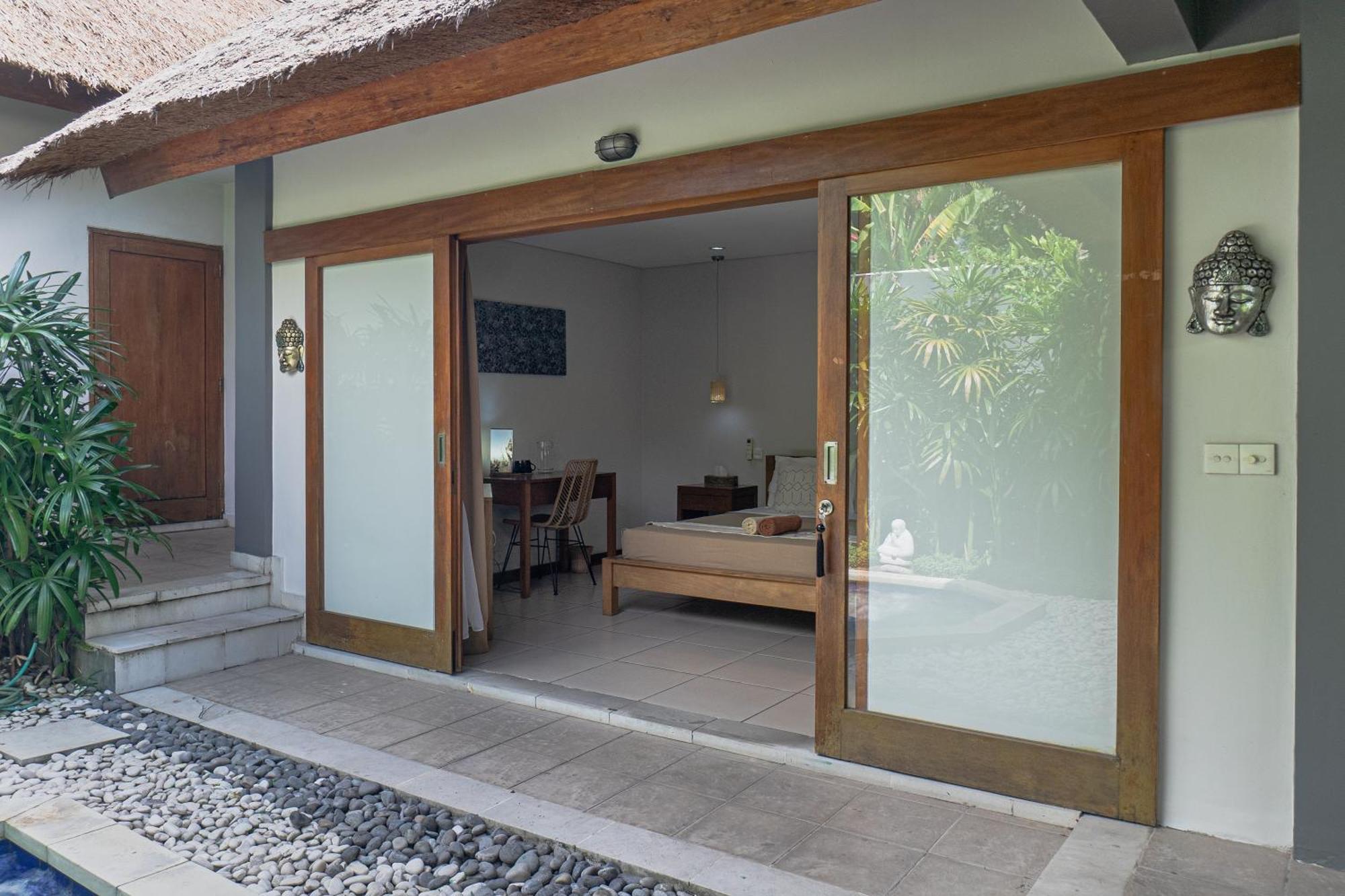Balinea Holiday Home Seminyak  Ngoại thất bức ảnh