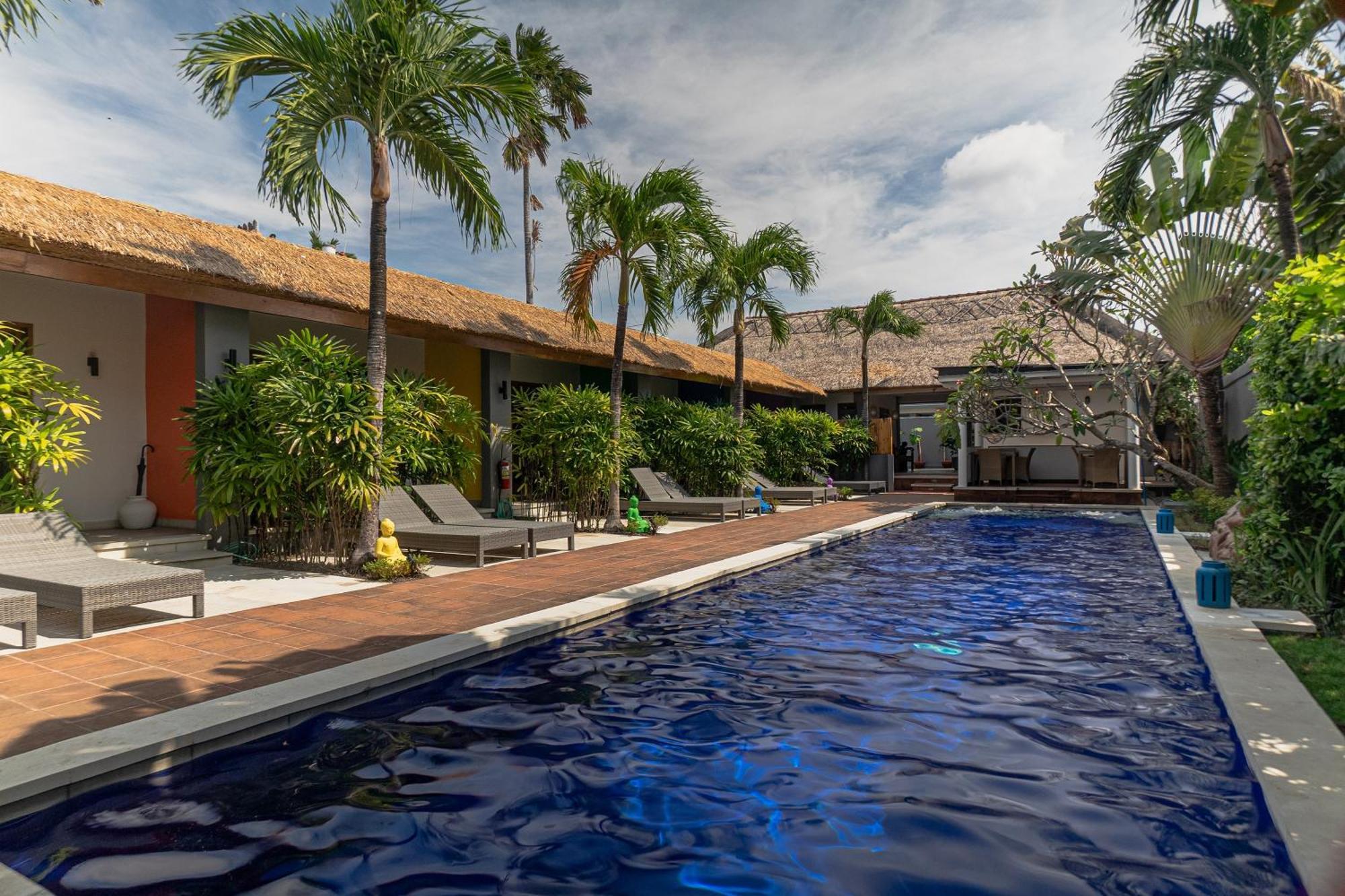Balinea Holiday Home Seminyak  Ngoại thất bức ảnh